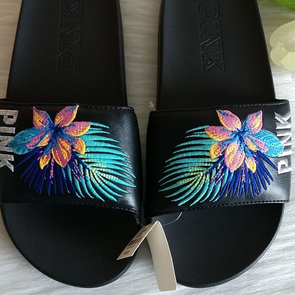 PINK Victoria's Secret Slide/Sandals size M(7-8) - Picture 3 of 4